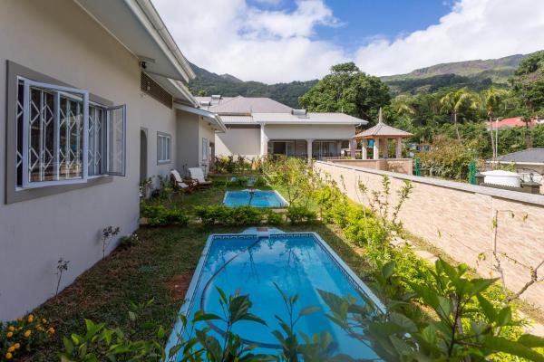 Beau Vallon Villa Chalets, Beau Vallon