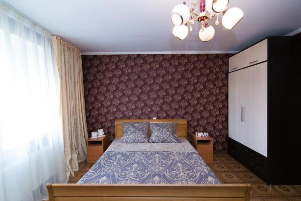 A la foto es mostra l'objecte VIP Apartments Faraon Centr 1 floor situat a la ciutat de Sumy.
