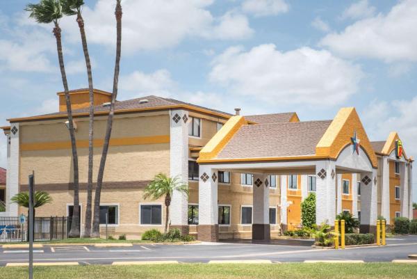 A la foto es mostra l'objecte Super 8 by Wyndham Harlingen TX situat a la ciutat de Harlingen.
