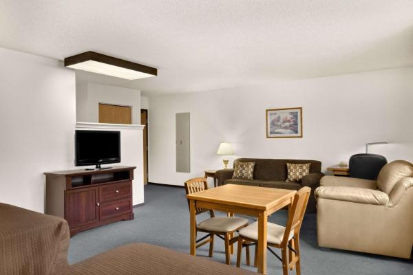 Zdjęcie 8: Super 8 by Wyndham Williams Lake BC