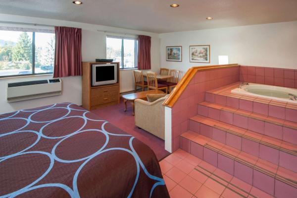 Fotografie 2: Super 8 by Wyndham Salmon Arm