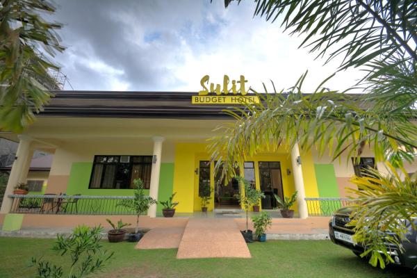 Auf dem Foto ist das Objekt Sulit Budget Hotel near Dgte Airport Citimall in der Stadt Dumaguete zu sehen.