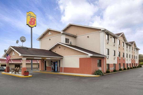 Super 8 by Wyndham Brookville