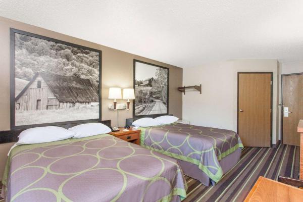 Foto 6: Super 8 by Wyndham Richlands/Claypool Hill Area