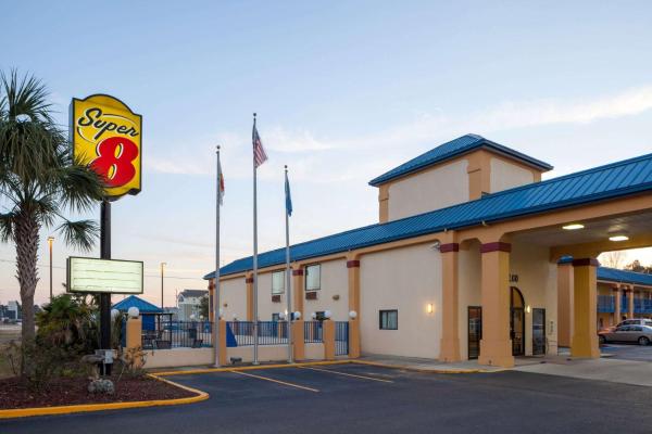 Foto 4: Super 8 by Wyndham Hammond