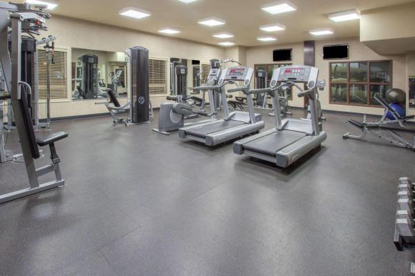 Foto 5: Ramada by Wyndham Camrose