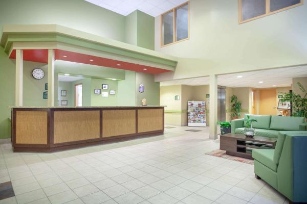 Kuva 3: Super 8 by Wyndham Midland