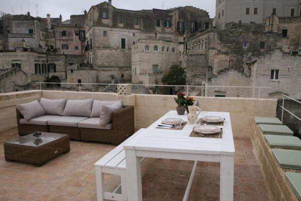 Le Tre Vie Apartment & Room - Matera