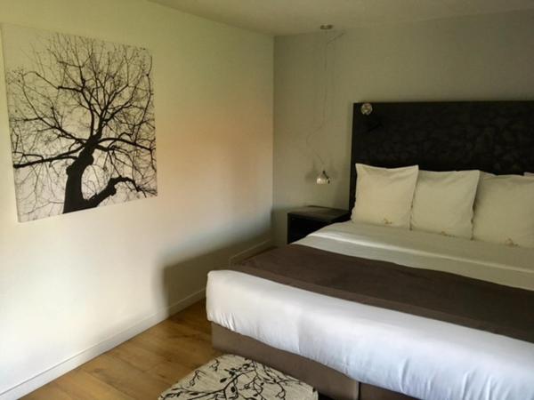 På billedet ses objektet Casa9 Hôtel beliggende i byen Thuir.