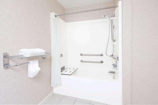 Foto 4: Super 8 by Wyndham Pine Bluff