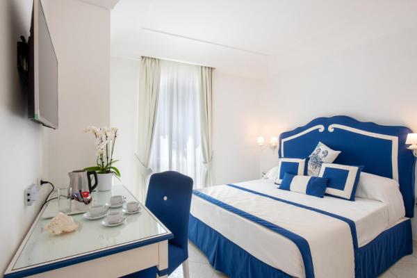 A la foto es mostra l'objecte Villa Viviani situat a la ciutat de Amalfi.