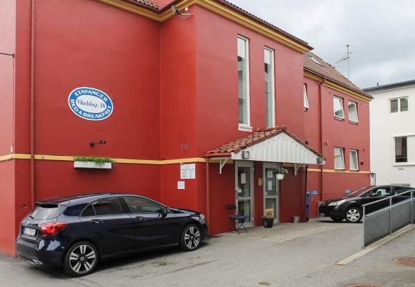 The photo shows the Stavanger Bed & Breakfast located in the city of Stavanger.