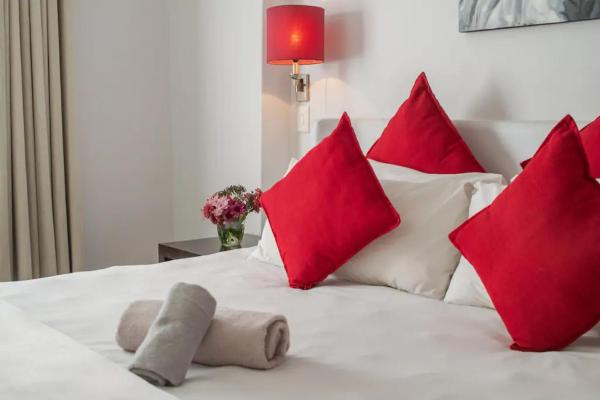 Adderley, City Centre pad - KING BED - 62sqm - Pool-parking-WiFi60Mbps-CTICCの写真8