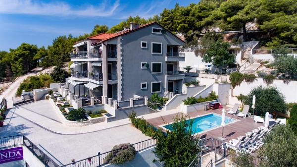 A la foto es mostra l'objecte Island Hvar Seaside Villa Levanda with Beach, Pool & Seaview situat a la ciutat de Hvar.