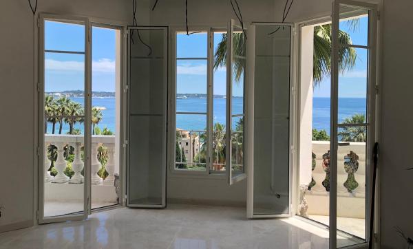 A la foto es mostra l'objecte Magnifique Appartement Vue Mer situat a la ciutat de Vallauris.