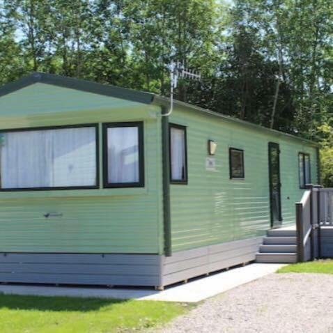 La photo montre l'objet Carmels Caravan Borwick Lakes situé dans la ville de Carnforth.