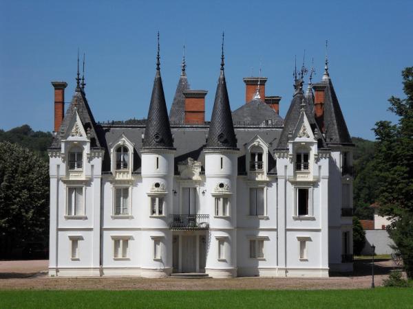 På billedet ses objektet Château de la Motte beliggende i byen Noailly.