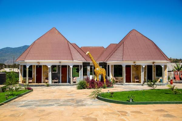 A la foto es mostra l'objecte Asmorein Hotel situat a la ciutat de Idulo.