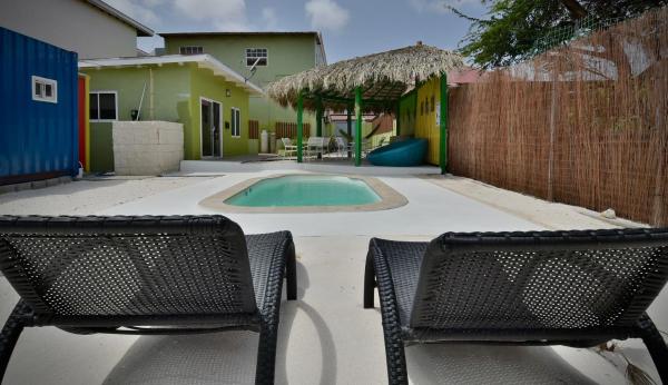Pista Q hostel and apartments, Oranjestad