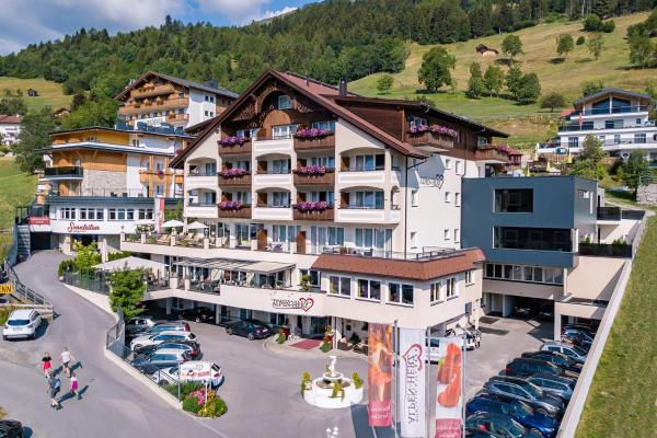 A la foto es mostra l'objecte Alpen-Herz Romantik & Spa - Adults Only situat a la ciutat de Ladis.