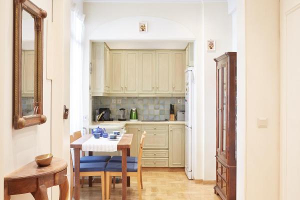 A la foto es mostra l'objecte Riggilis Apartment situat a la ciutat de Atenes.