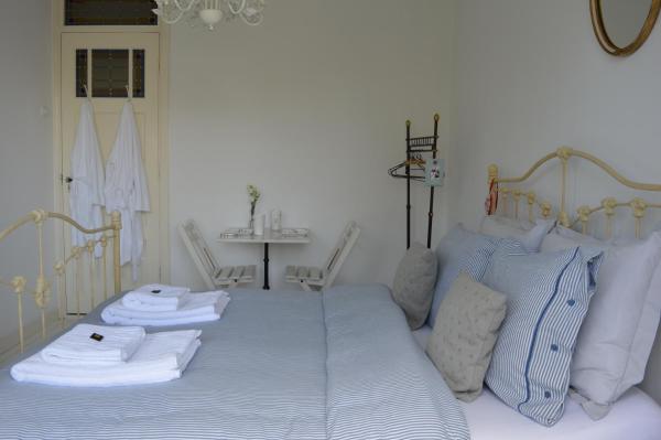 Фотография 8: Bed & Breakfast Jo Amsterdam