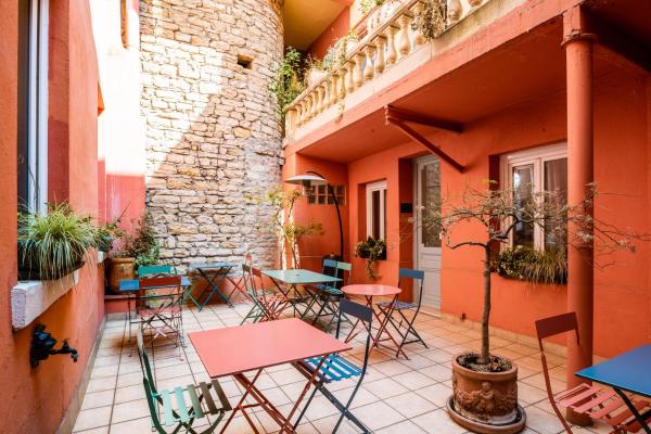 Au Patio Morand, Лион