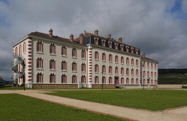 Op de foto is het object Résidence Vacancéole - Les Demeures Champenoises te zien, gelegen in de stad Épernay.