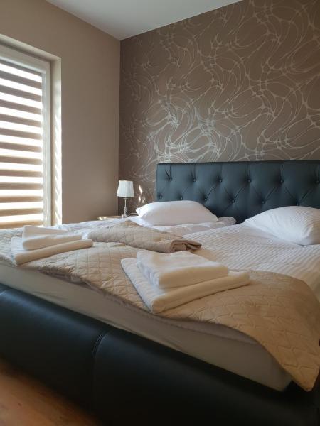 A la foto es mostra l'objecte Hotel Pod Strzechą situat a la ciutat de Kielce.