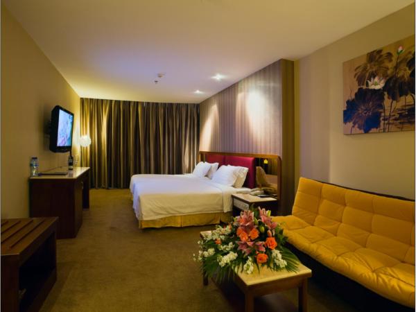 L Hotels (Lianhua Branch)