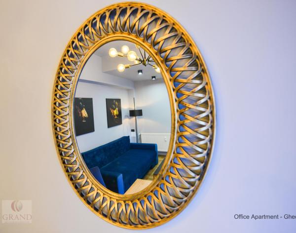 Fotografie 7: One by One - Downtown