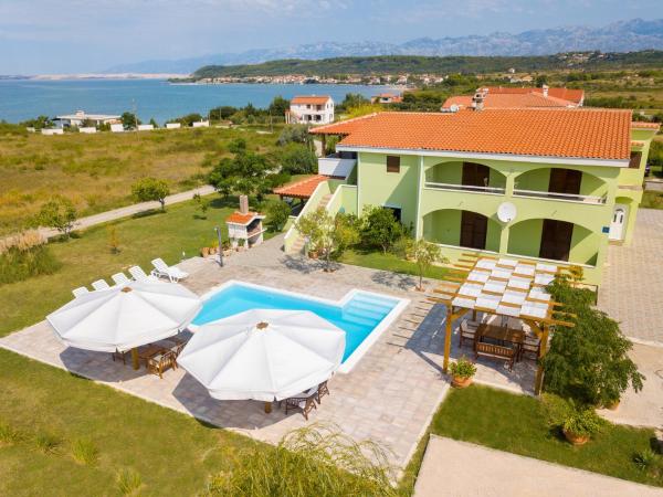 Three-bedroom Apartment In Ljubac, Zadar I - Verchè