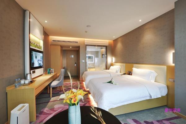照片显示了位于Jiading市的Lavande Hotel Shanghai Jiading Xincheng Stadium Branch物件。