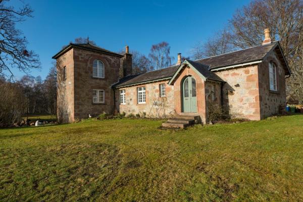 Evelix, The Old School House - Beauly