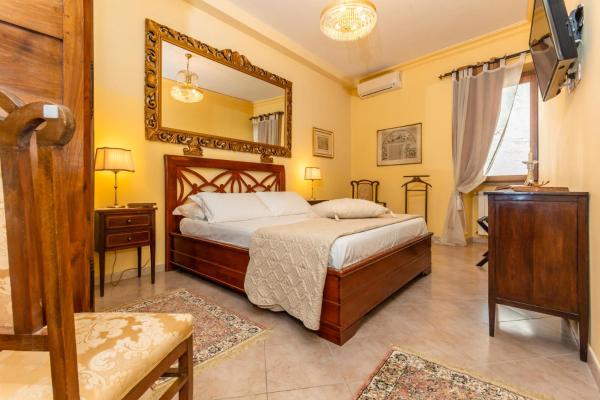 Foto 6: B & B La Fontaine Residenza D'Epoca