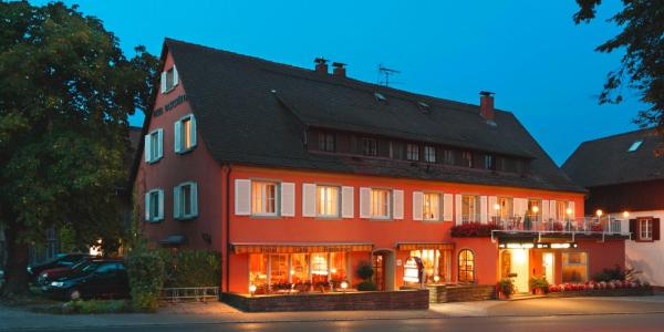 A la foto es mostra l'objecte Insel-Hof Reichenau Hotel-garni situat a la ciutat de Reichenau.