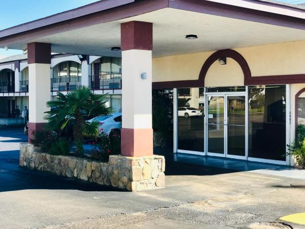 Nella foto è visibile l'oggetto Executive Inn Texarkana situato nella città di Texarkana.