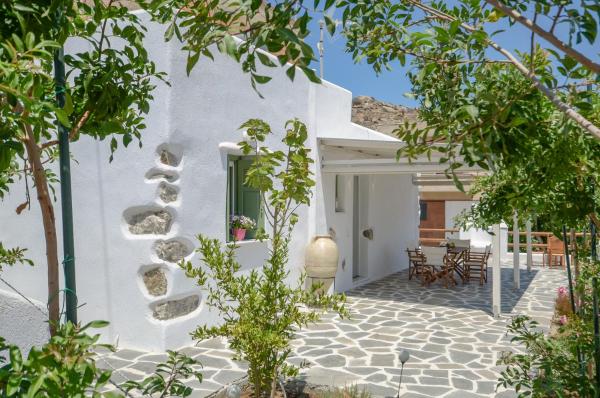 Στη φωτογραφία φαίνεται το αντικείμενο Naxos Traditional House in Galini που βρίσκεται στην πόλη Γαλήνη.