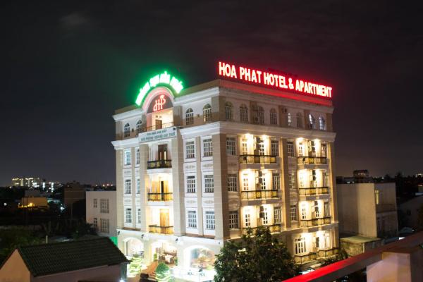 A la foto es mostra l'objecte Hoa Phat Hotel & Apartment situat a la ciutat de Thủ Ðức.