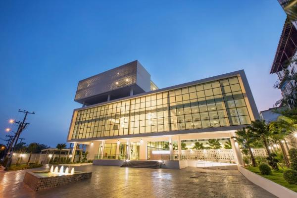 Paragon Grand Resort, Джомтьен-Бич