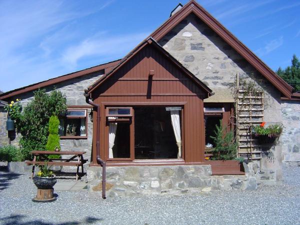 A la foto es mostra l'objecte Islay Cottage, Meadowside, Kincraig, near Kingussie situat a la ciutat de Insh.