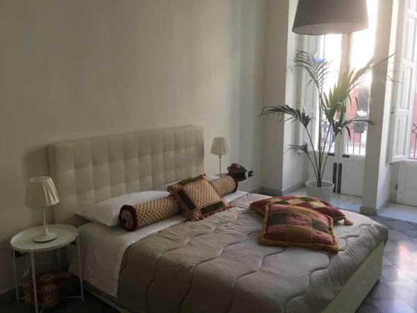 A la foto es mostra l'objecte Maison Flores situat a la ciutat de Bari.