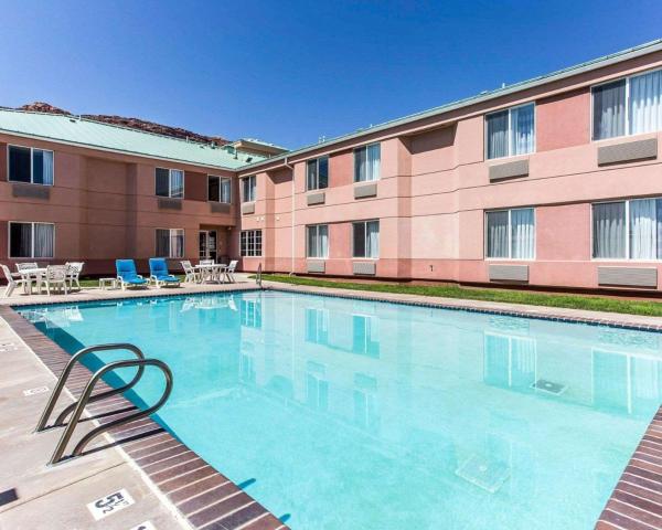 A la foto es mostra l'objecte Quality Inn Moab Slickrock Area situat a la ciutat de Moab.