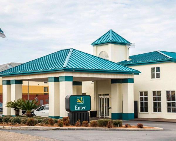 På billedet ses objektet Quality Inn Chipley I-10 at Exit 120 beliggende i byen Bonifay.