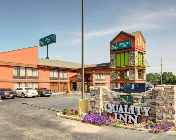 A la foto es mostra l'objecte Quality Inn Fort Smith I-540 situat a la ciutat de Fort Smith.
