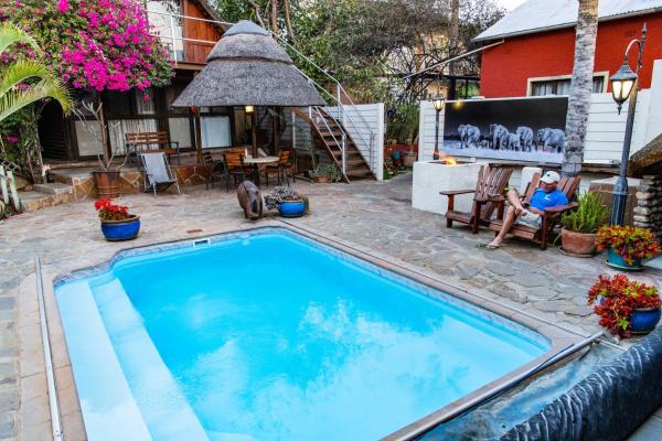 A la foto es mostra l'objecte Chameleon Backpackers & Guesthouse situat a la ciutat de Windhoek.