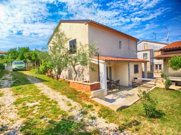 A la foto es mostra l'objecte Apartment Padulj 1365 situat a la ciutat de Pula.