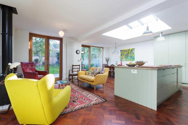 Veeve - East London Elegance - London