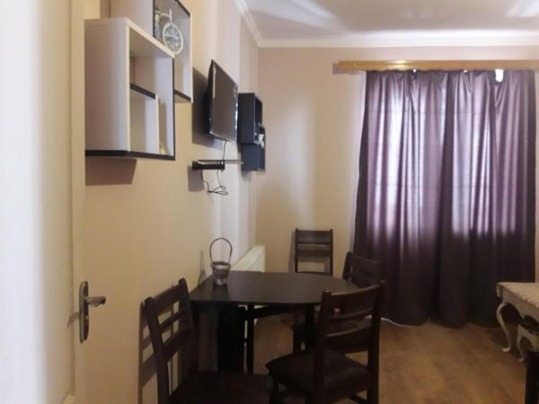 På billedet ses objektet Luxuri Apartment beliggende i byen Gudauri.