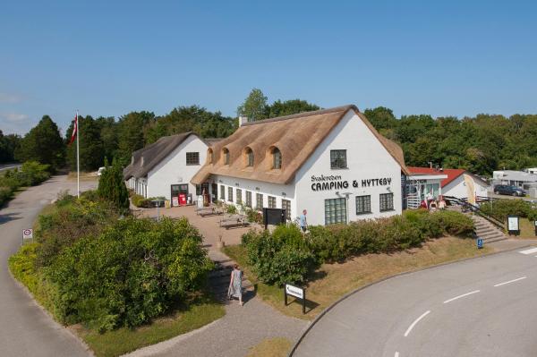 Auf dem Foto ist das Objekt Svalereden Strand Camping Rooms in der Stadt Sæby zu sehen.